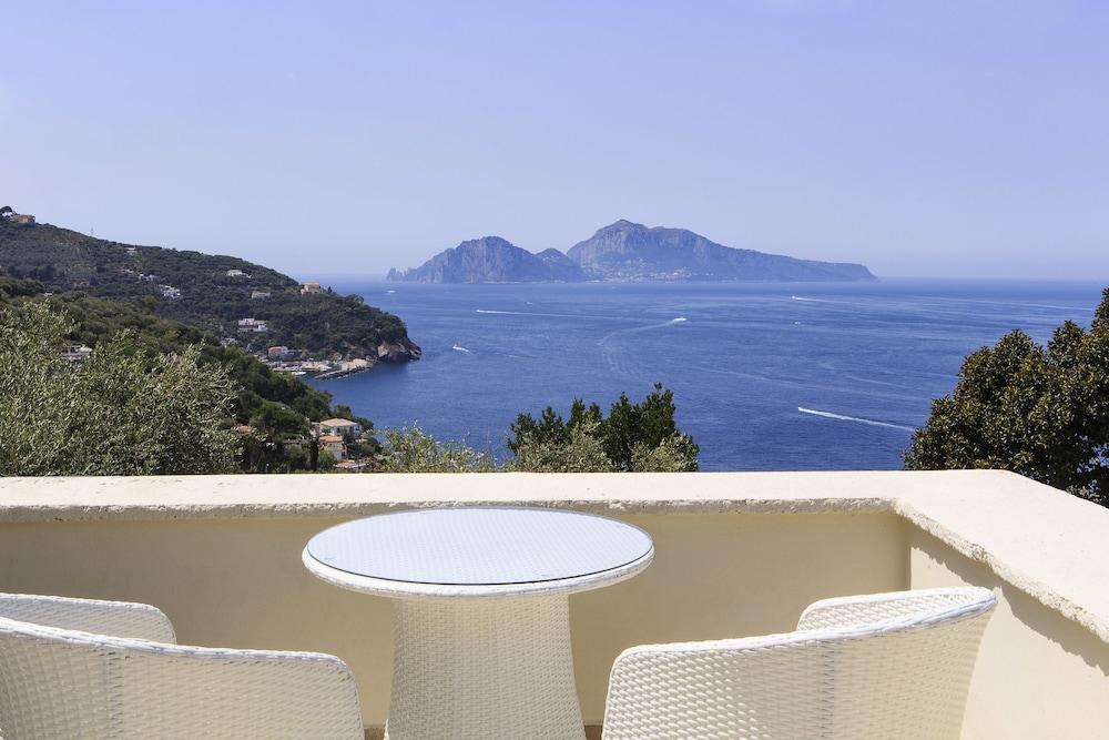 Hotel Vista Di Capri Massa Lubrense Extérieur photo